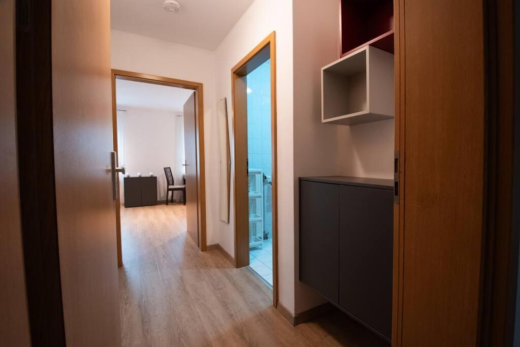 Moderne Einraumwohnung In Leipzig Mit Netflix Zugang Екстериор снимка