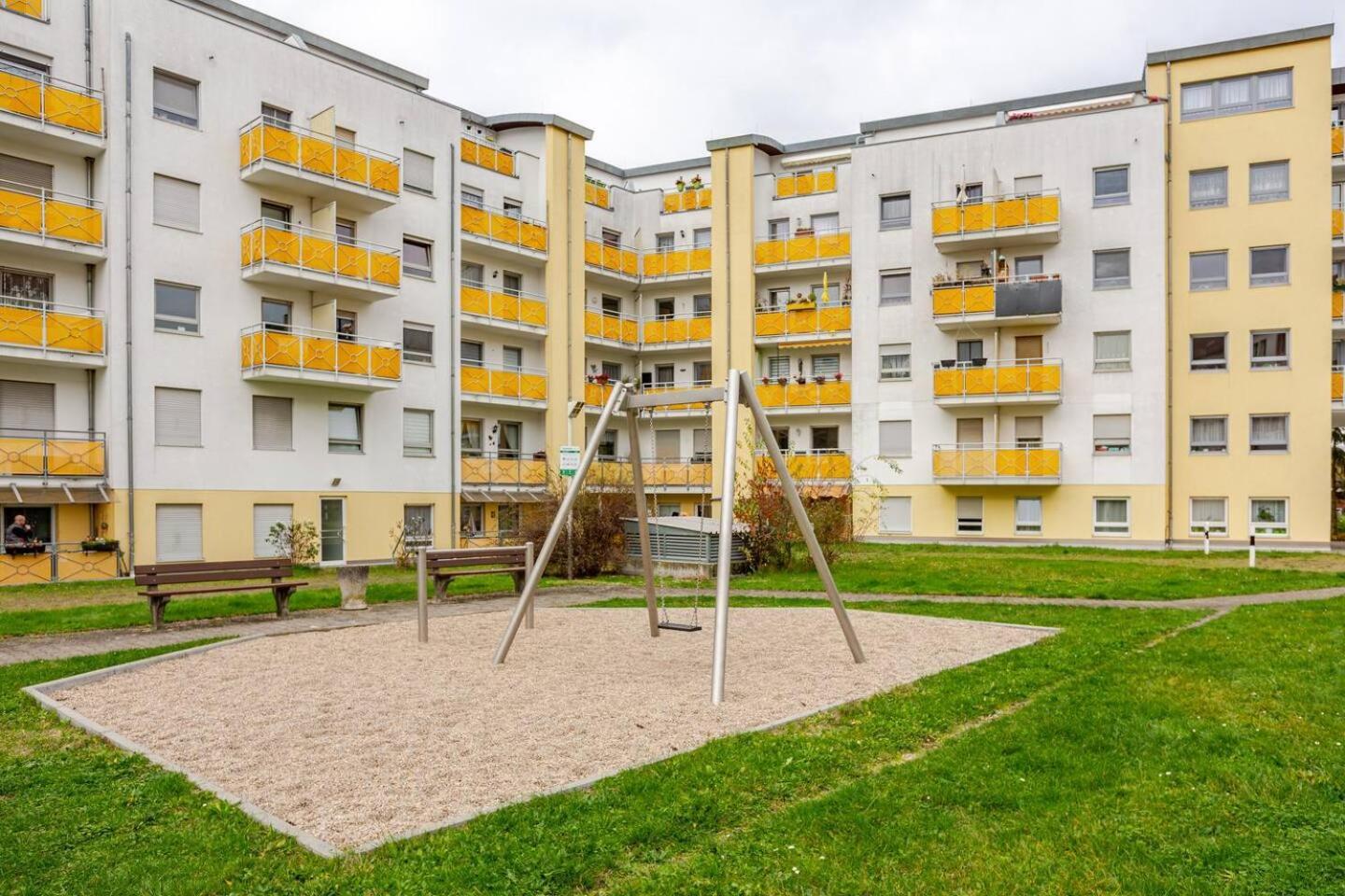 Moderne Einraumwohnung In Leipzig Mit Netflix Zugang Екстериор снимка